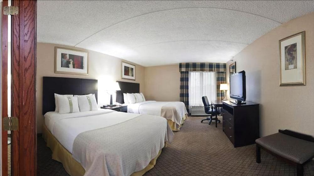 Holiday Inn & Suites Wausau-Rothschild By Ihg Buitenkant foto
