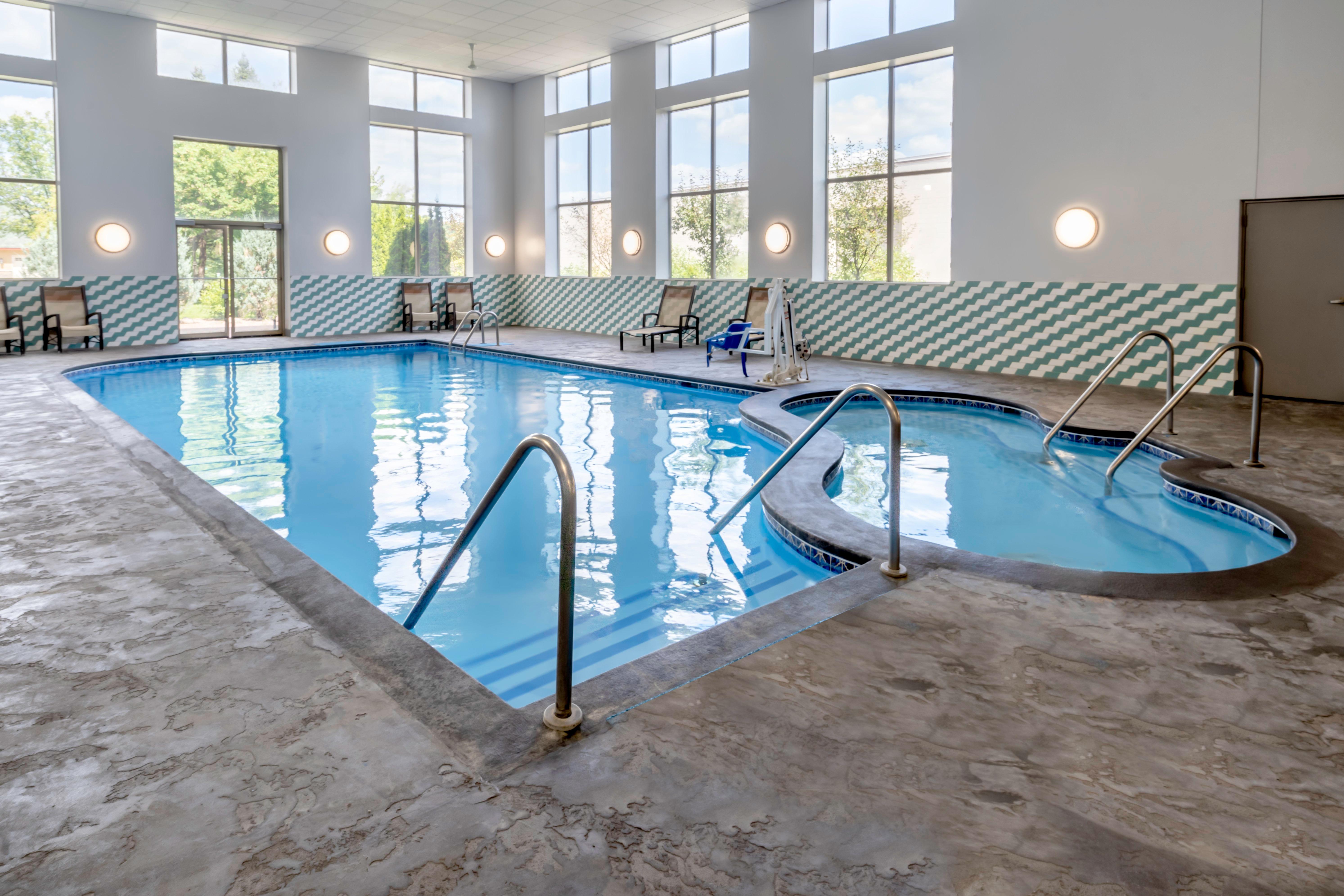 Holiday Inn & Suites Wausau-Rothschild By Ihg Buitenkant foto