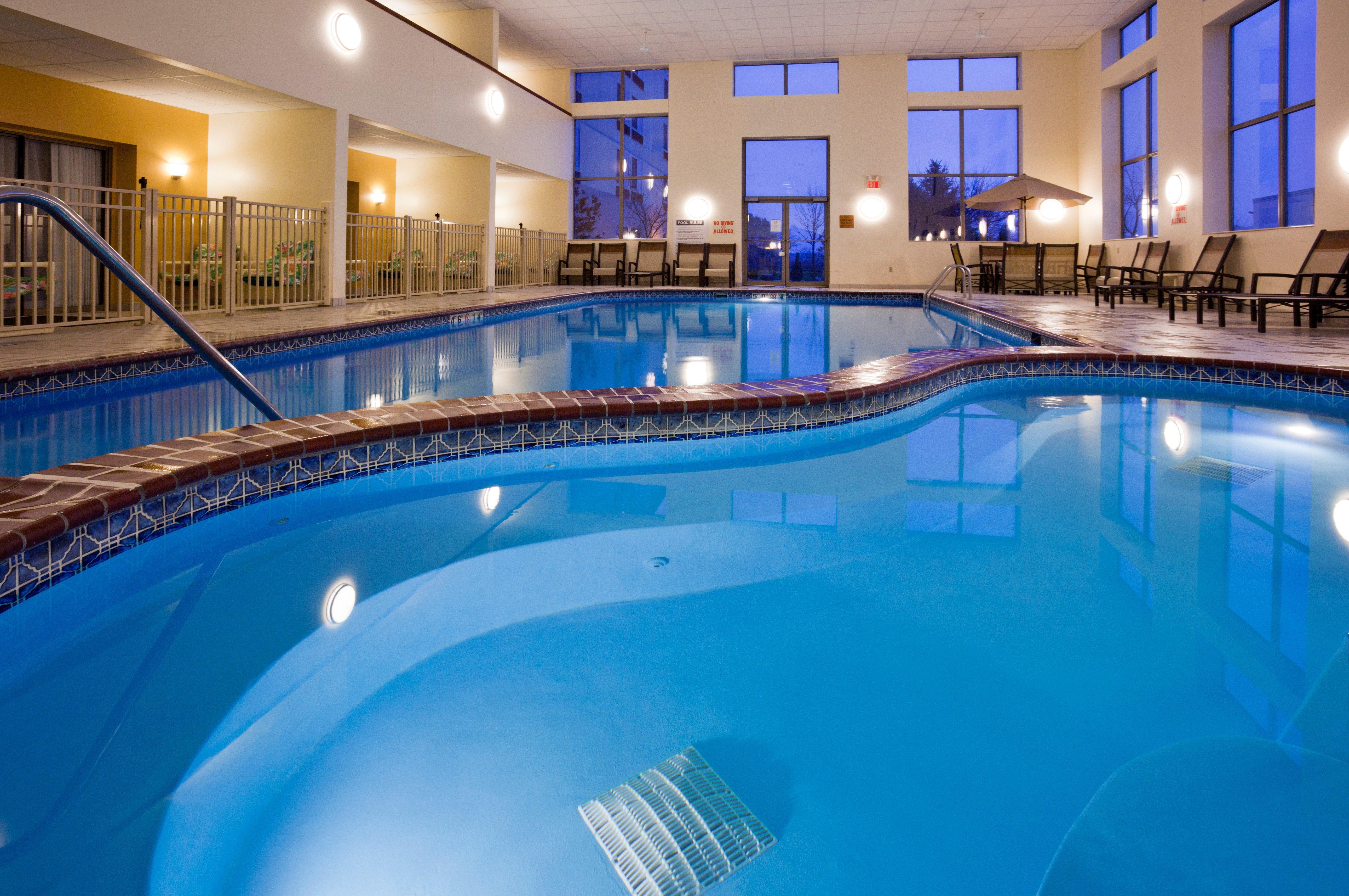 Holiday Inn & Suites Wausau-Rothschild By Ihg Buitenkant foto