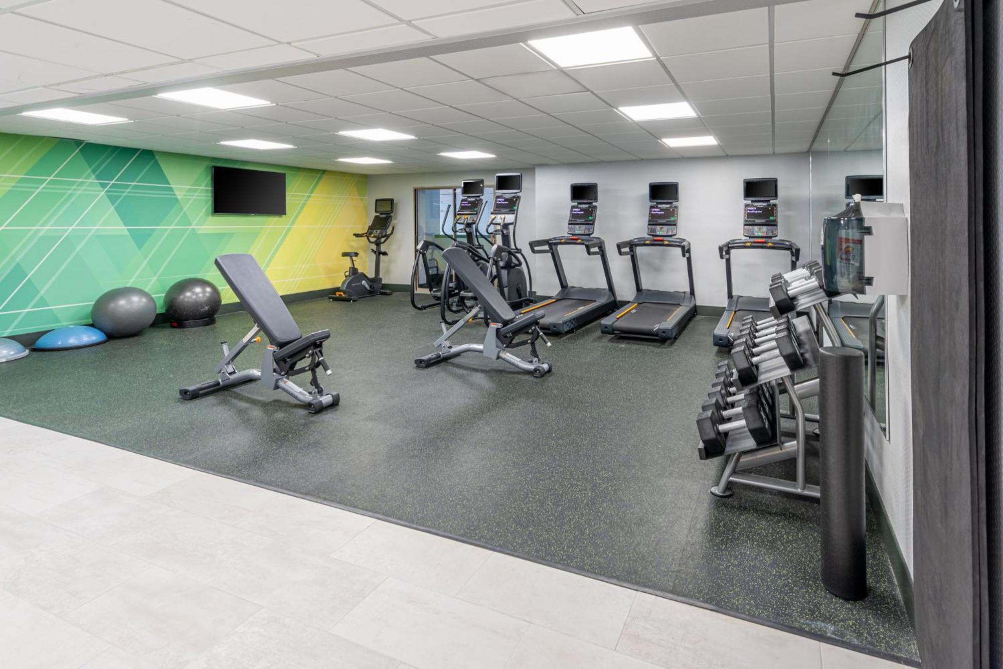 Holiday Inn & Suites Wausau-Rothschild By Ihg Buitenkant foto